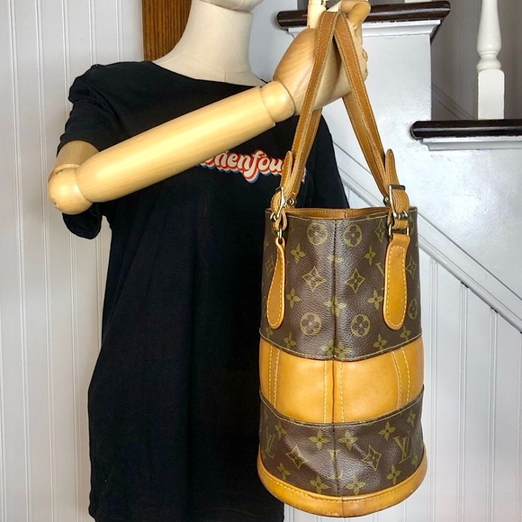 LOUIS VUITTON Vintage Monogram Bucket Bag c/o The French Bag Co. USA - Picture 6 of 17